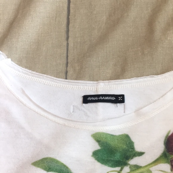 Chus and Ceballos merch tee - Picture 6 of 7